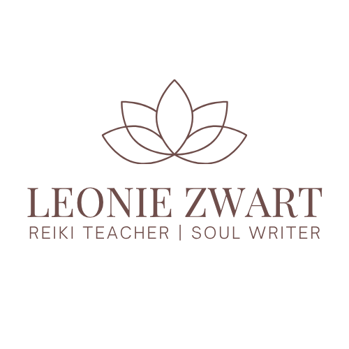 Nieuw logo Leonie (9)